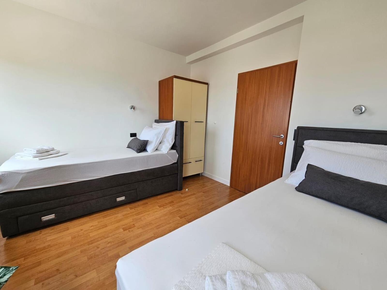 Apartments Pekera Selce Exterior photo