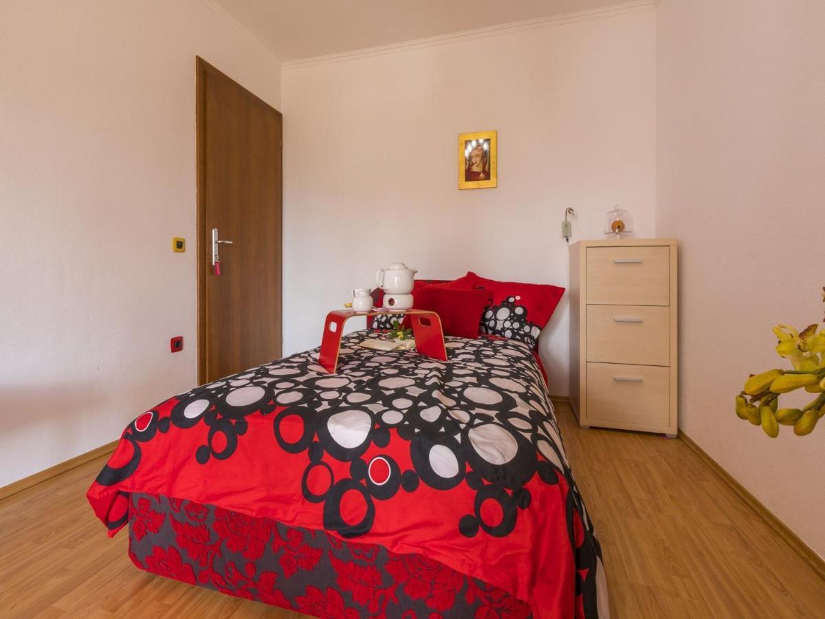 Apartments Pekera Selce Exterior photo